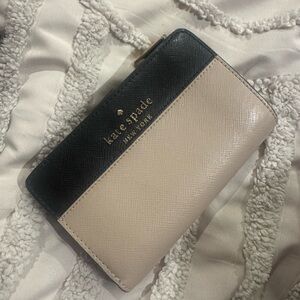 Kate Spade Black and Cream/Nude